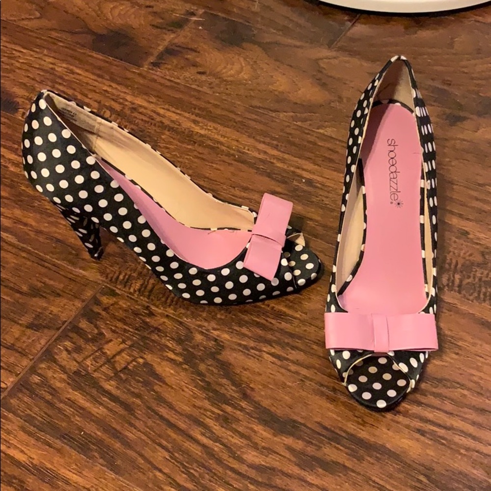 Peep toe heels